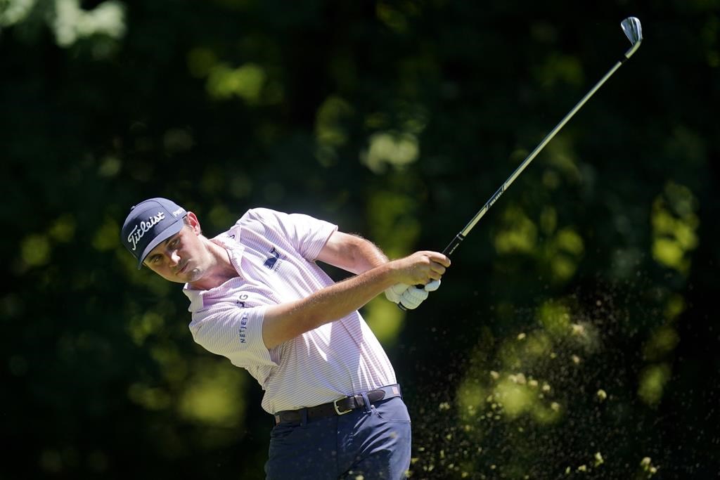 J.T. Poston mène d’un bout à l’autre et remporte la Classique John Deere