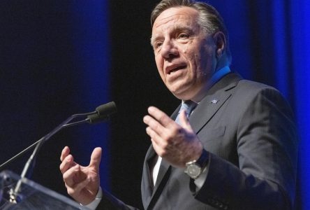 François Legault: la fonderie Horne doit «réduire ses émissions d’arsenic»