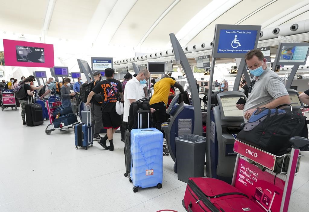 Air Canada et l’aéroport Pearson se classent encore au 1er rang pour les retards