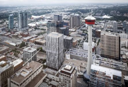 Le «métro-boulot» vous ennuie ? À Calgary, on peut monter à bord d’un autobus karaoké