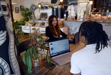 L’économie canadienne a perdu 43 000 emplois en juin; le chômage chute à 4,9 %