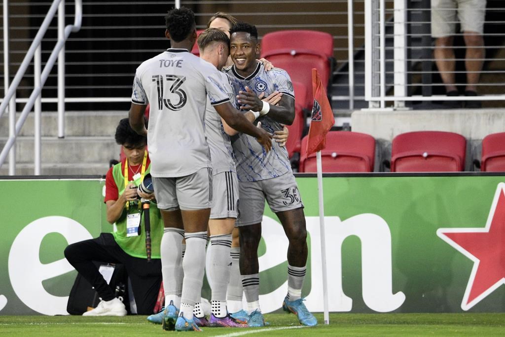 Quioto marque deux buts et mène le CF Montréal vers un gain de 2-1 sur D.C. United