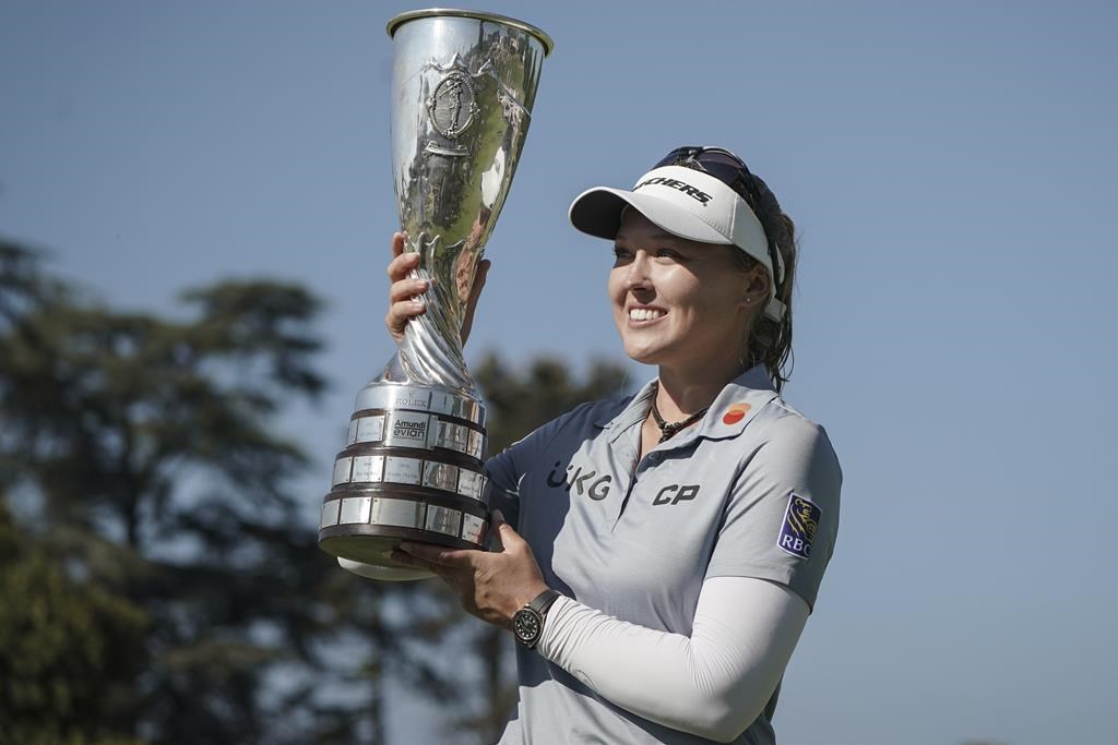 Championnat Évian: l’Ontarienne Brooke Henderson remporte un 2e titre majeur