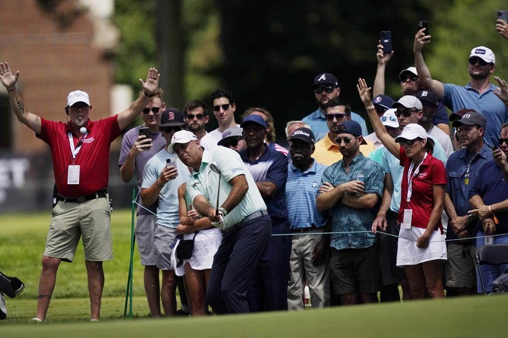 PGA: Le Canadien Taylor Pendrith et Tony Finau se partagent la tête à Detroit