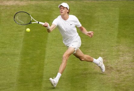 ATP: Jannik Sinner bat Carlos Alcaraz en trois sets en finale à Umag