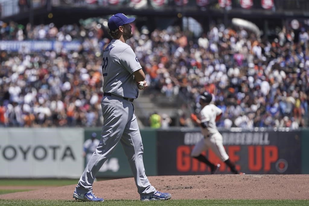 Kershaw quitte à cause de maux de dos mais les Dodgers balaient les Giants