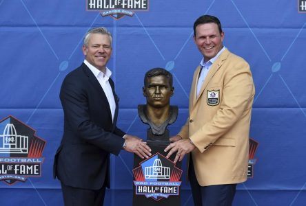 NFL: Tony Boselli devient le 1er joueur des Jaguars admis au Temple de la renommée