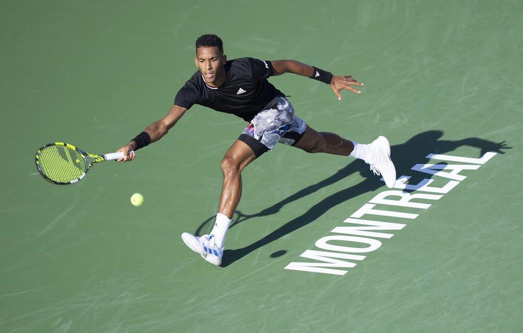 Félix Auger-Aliassime domine Cameron Norrie et accède aux quarts de finale à Montréal