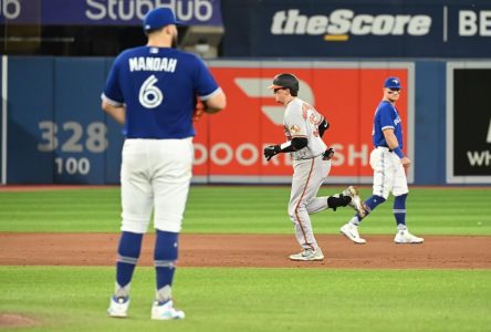 Les Orioles l’emportent 4-2 et continuent de causer des ennuis aux Blue Jays