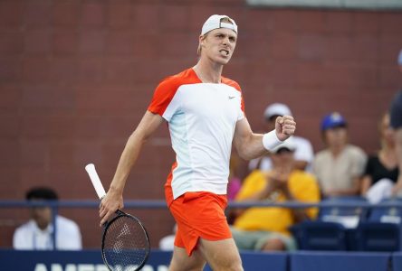 Flushing Meadows: Shapovalov accède au troisième tour en battant Baena en quatre sets