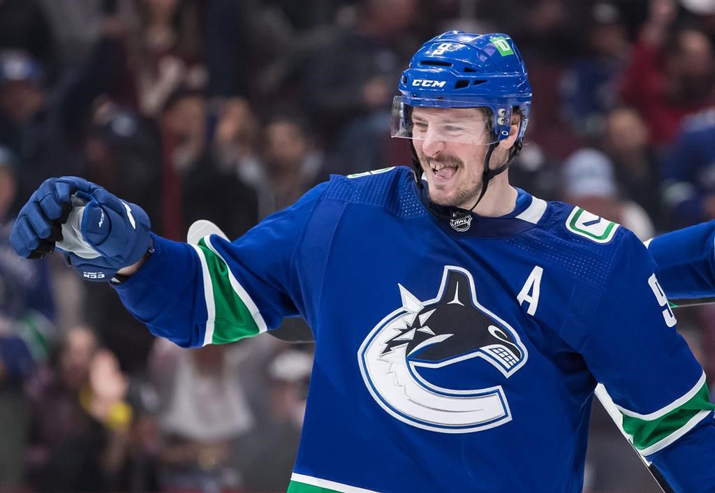 J.T. Miller prolonge son séjour avec les Canucks de sept saisons