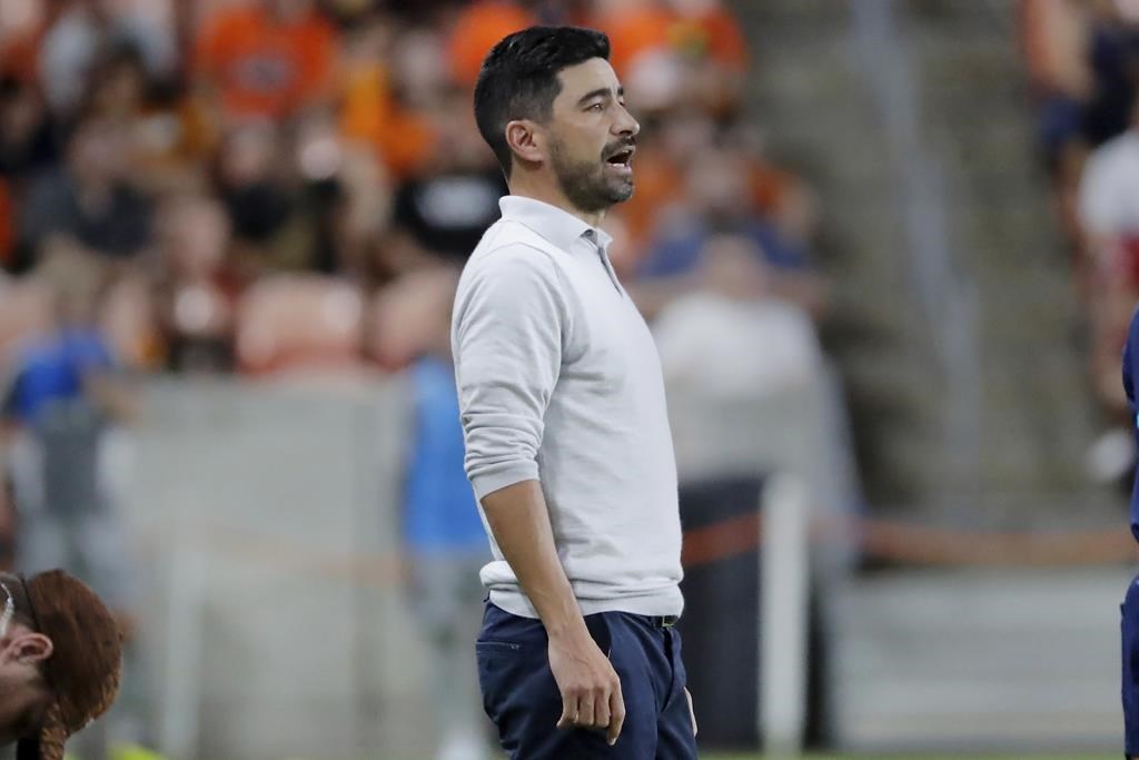 MLS: Le Dynamo de Houston congédie l’entraîneur-chef Paulo Nagamura