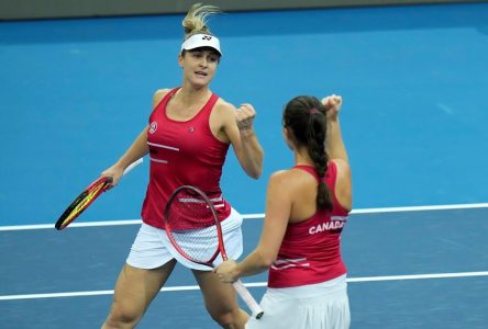 Les Canadiennes Leylah Fernandez et Gabriela Dabrowski s’inclinent à Flushing Meadows