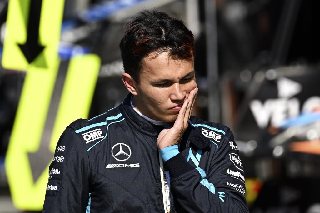 Albon absent à cause d’une appendicite, De Vries le remplace chez Williams à Monza