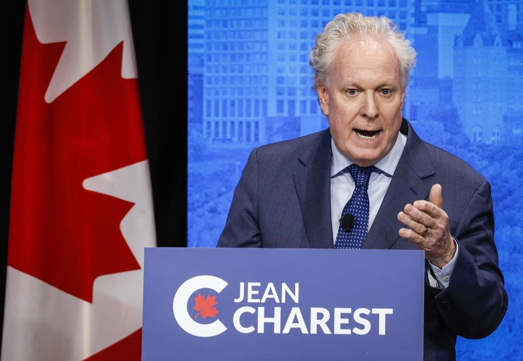 Jean Charest retourne au privé et promet de continuer d’être militant conservateur