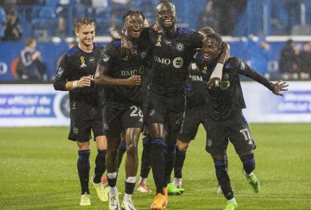 Kei Kamara s’illustre sous la pluie et le CF Montréal bat le Fire de Chicago 3-2