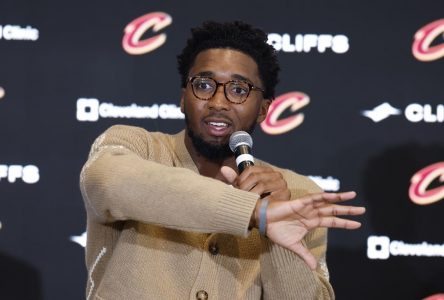 Cavaliers: le joueur étoile Donovan Mitchell est chaudement accueilli à Cleveland