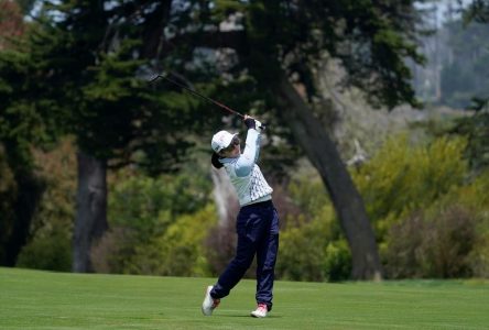 Ayako Uehara prend les devants par un coup à la Classique de Portland