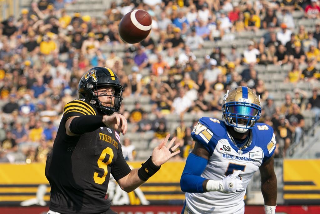 Les Tiger-Cats surprennent les Blue Bombers 48-31 à domicile