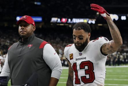 Le receveur Mike Evans perd son appel et sera suspendu un match