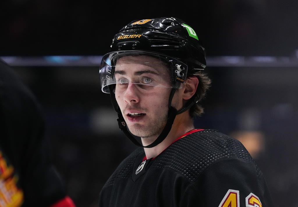 Quinn Hughes a confiance que les Canucks continueront leur lancée sous Bruce Boudreau