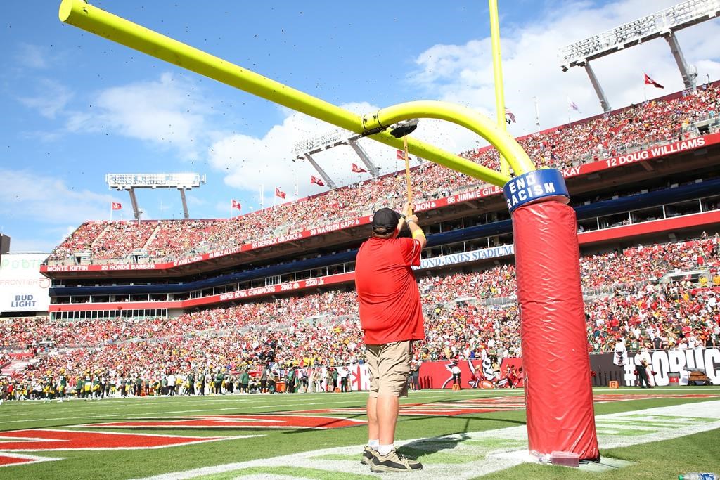 Le match de dimanche soir entre les Chiefs et les Buccaneers aura lieu à Tampa