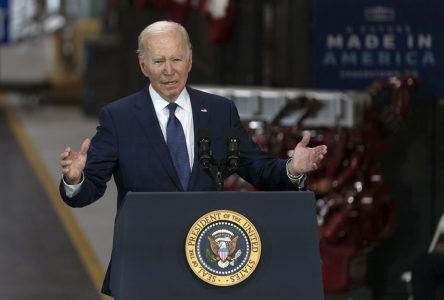 Joe Biden part en tournée dans trois États en vue des élections de mi-mandat