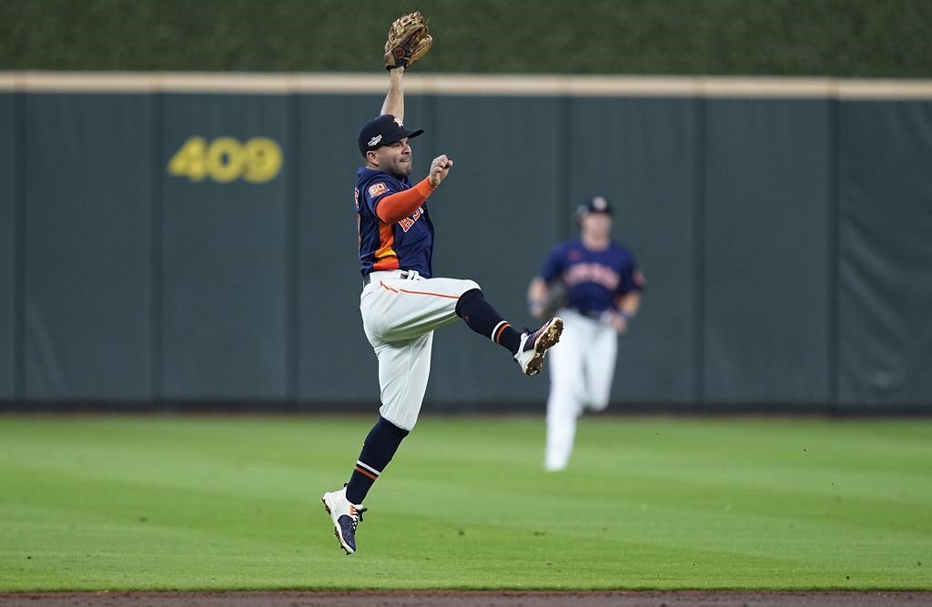 Yordan Alvarez frappe un autre circuit et les Astros ont raison des Mariners 4-2