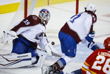 Les Flames se paient une victoire à domicile de 5-3 contre l’Avalanche