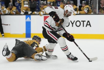 Cotter inscrit le seul but du match et les Golden Knights blanchissent les Blackhawks