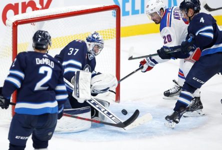 Scheifele marque deux buts et les Jets battent les Rangers 4-1