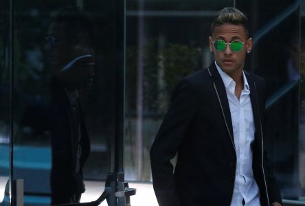 Neymar fera face à un procès en lien avec son transfert au Barcelone FC