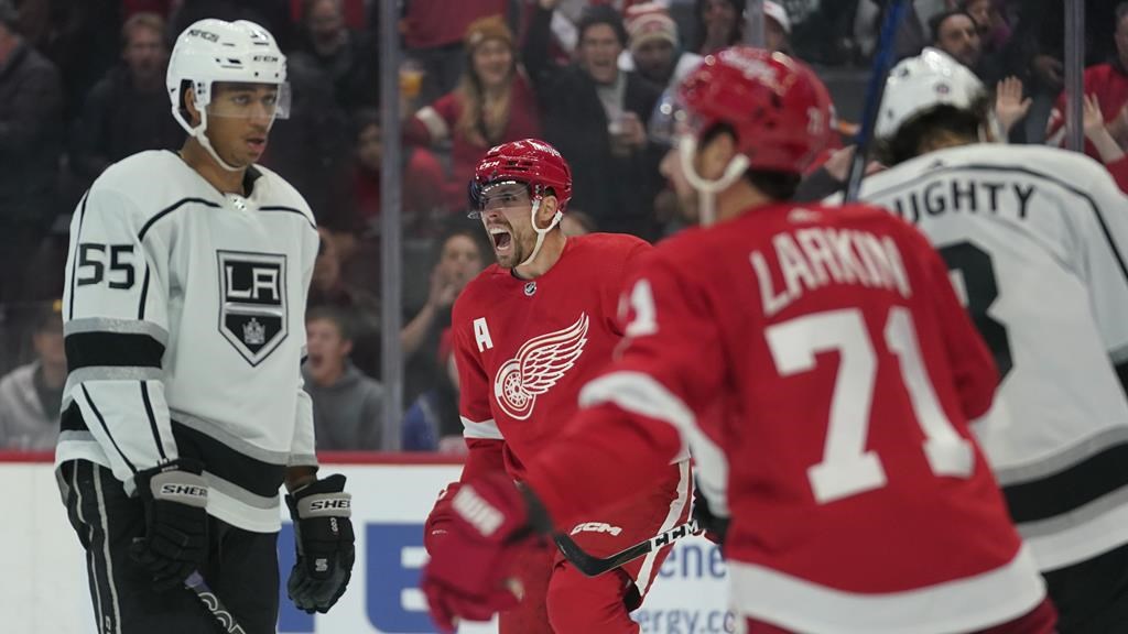 Danault joue aux héros en prolongation et les Kings défont les Red Wings 5-4