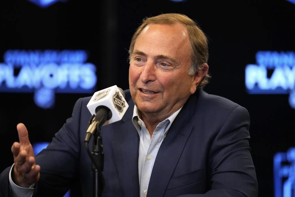 Le cap salarial pourrait bondir en 2023-24 selon Gary Bettman