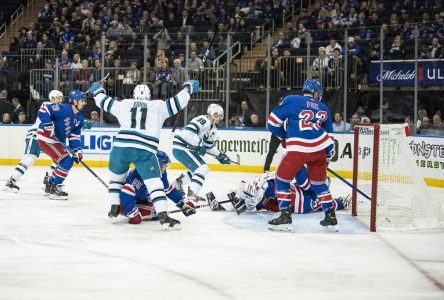 LNH: une première victoire pour les Sharks, 3-2 contre les Rangers