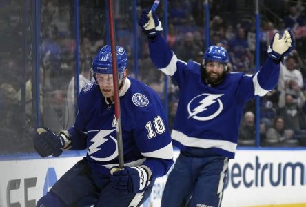 Le Lightning tient le coup pour l’emporter 5-3 contre les Islanders