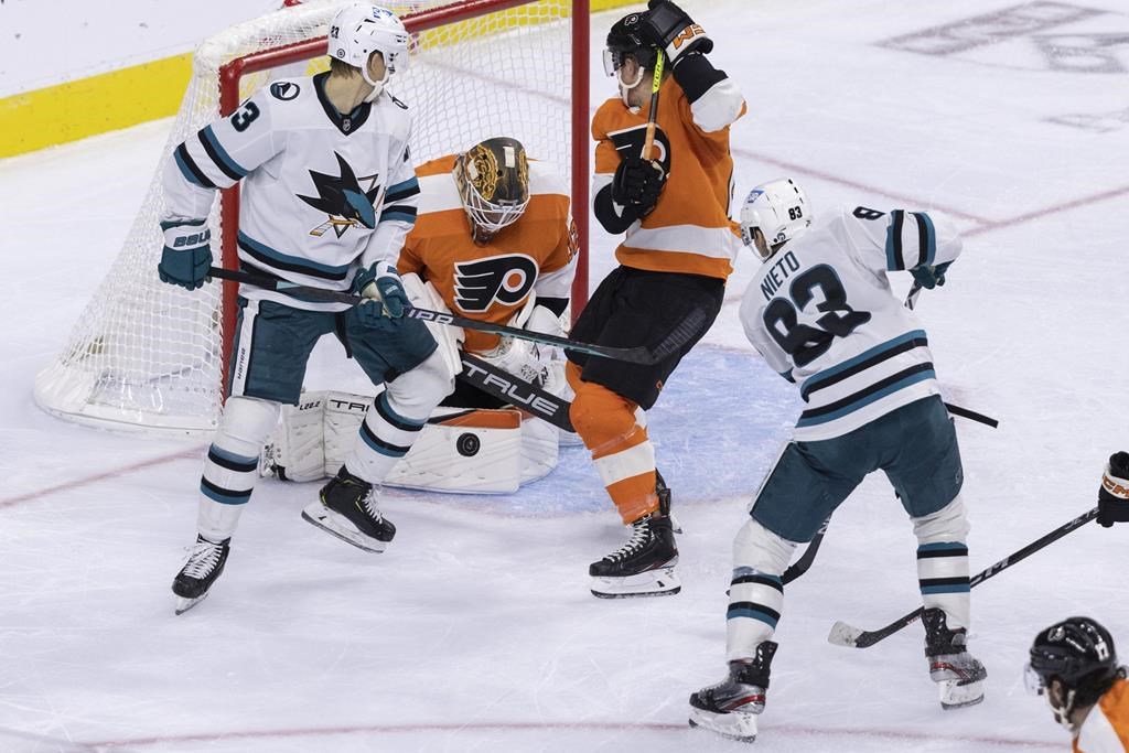 James Reimer stoppe 31 tirs et les Sharks blanchissent les Flyers