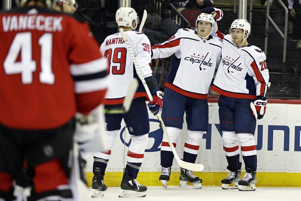 Six marqueurs différents aident les Capitals à avoir raison des Devils 6-3