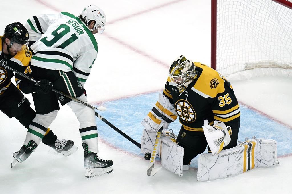 Les Bruins défont les Stars 3-1 portent leur fiche à 6-1