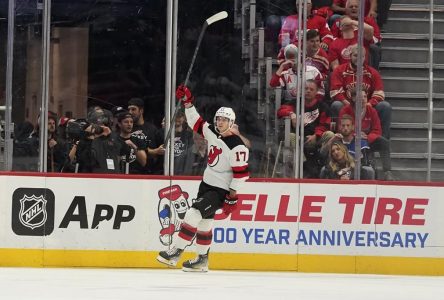 Jesper Bratt et les Devils l’emportent 6 à 2 contre les Red Wings