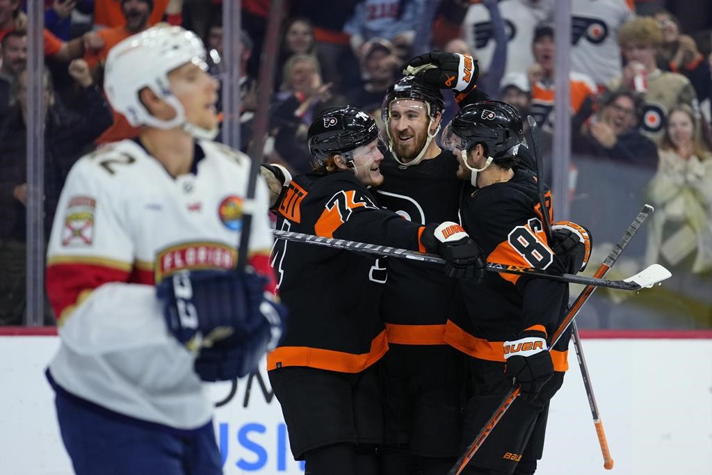 Les Flyers l’emportent 4-3 devant les Panthers; un but et une passe pour Farabee