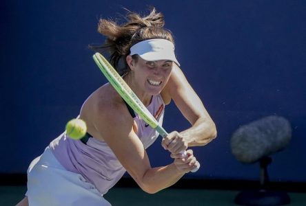 Rebecca Marino défait Leylah Fernandez lors d’un duel canadien en quarts de finale