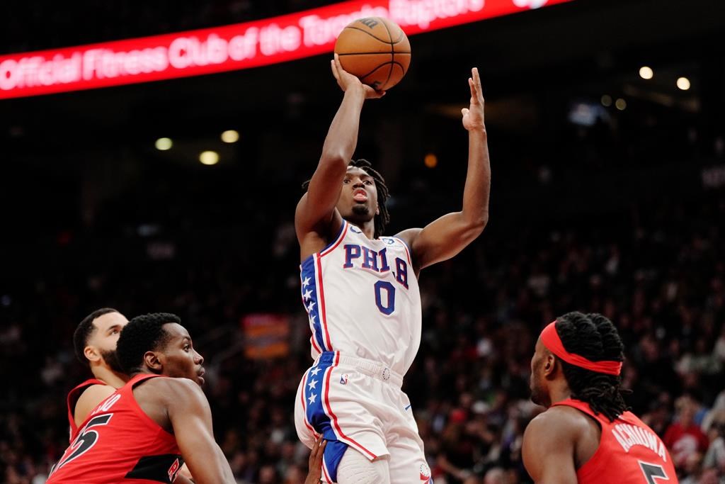 Maxey établit un sommet personnel avec 44 points et les Sixers battent les Raptors