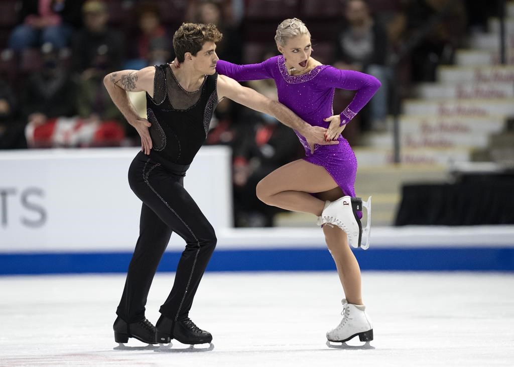 Patinage artistique: les Canadiens Gilles et Poirier victorieux à Mississauga