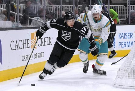 Les Kings font signer un contrat de cinq saisons à l’attaquant Trevor Moore