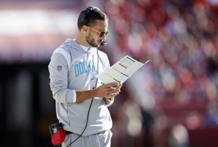 La défensive fait le travail et les 49ers défont les Dolphins 33-17