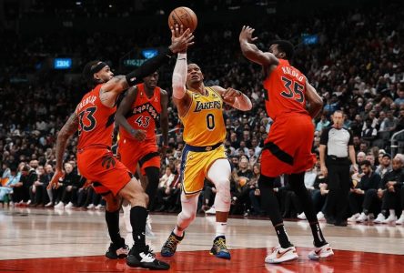 Une victoire de 126-113 des Raptors, contre des Lakers privés de Davis et James