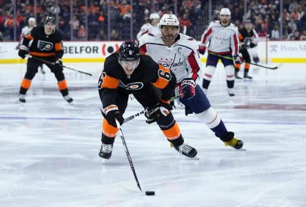 Alex Ovechkin marque deux buts et les Capitals défont les Flyers 4-1