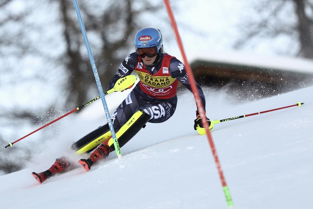 Wendy Holdener bat Mikaela Shiffrin et gagne une deuxième fois en slalom