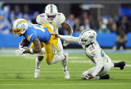 Herbert et les Chargers défont Tagovailoa et les Dolphins 23-17